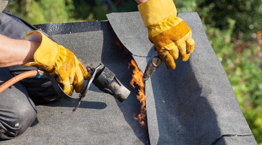 Professional flood damage restoration services in Chisago City, MN